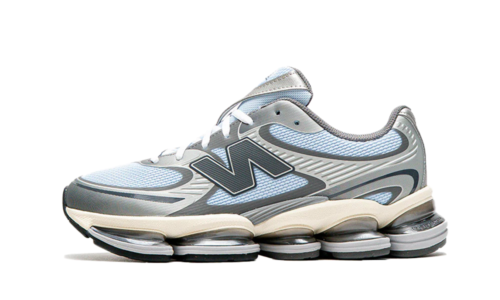 Neue Sneaker